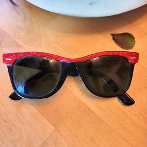 Vintage, 80s gorgeous Mother of Pearl Ray-Ban Wayfarers. RARE!